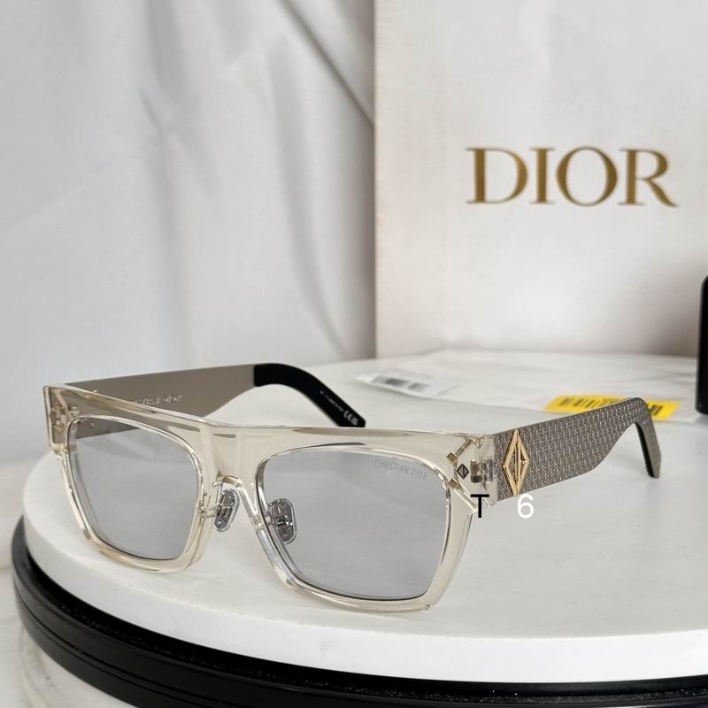 Dior mondS8F 55 18-145 e