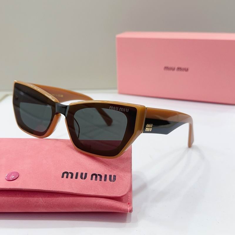 MiuMiu 95AV 52 24-140 g