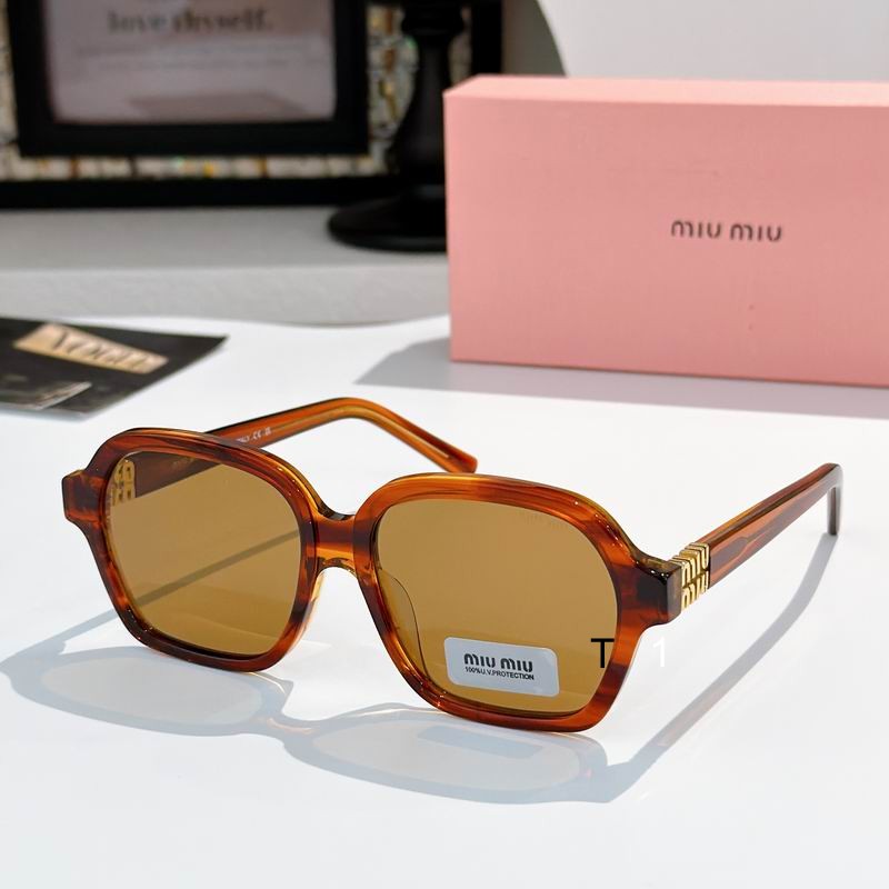 MiuMiu 9521 56-18-137 a