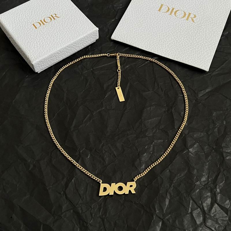 Dior Necklace 11yxx122