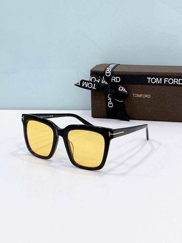 Tom Ford Glasses smr105