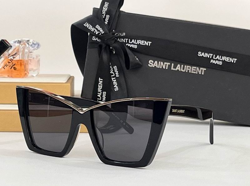 YSL Glasses smr93