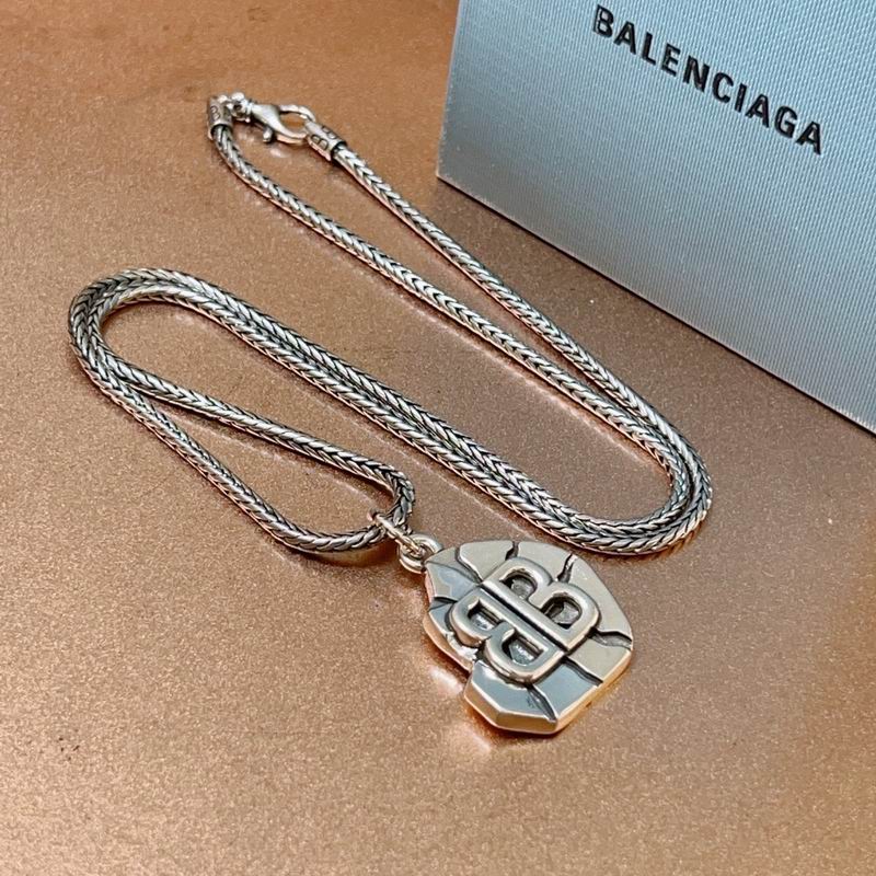 Balenciaga Necklace 11yxx129