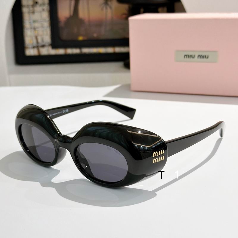 MiuMiu  B08 52 21-135 a