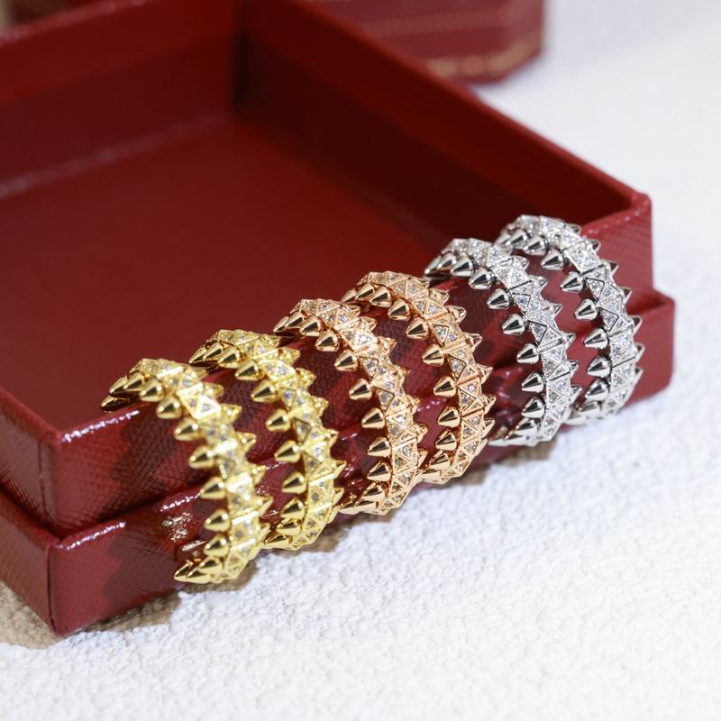 Cartier earring 12yxx15