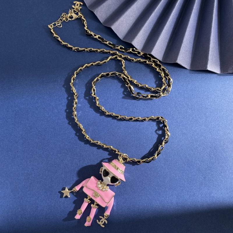Chanel Necklace 10yxx73