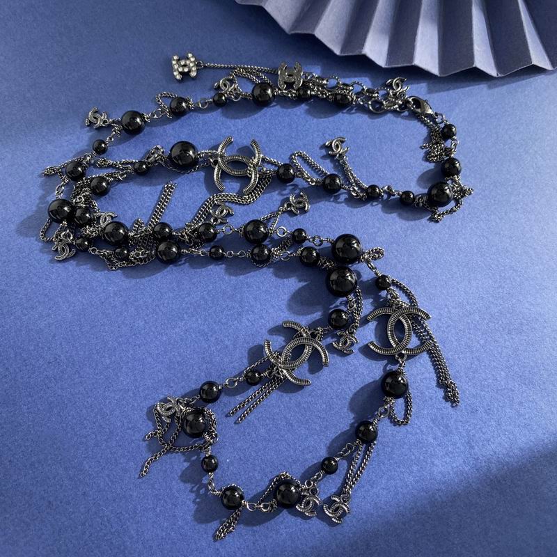 Chanel Necklace 10yxx78