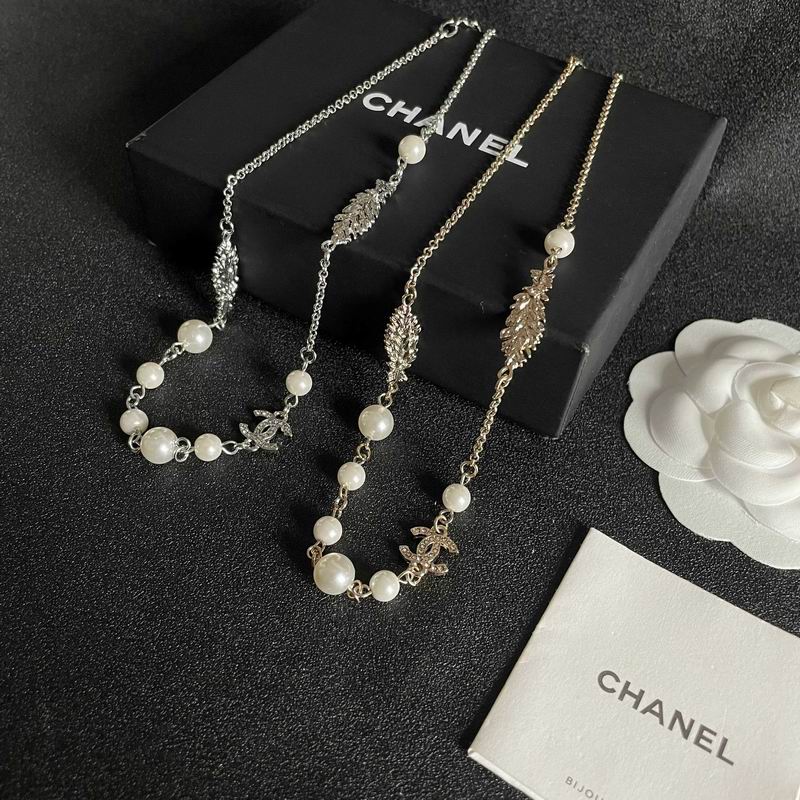 Chanel Necklace 10yxx177