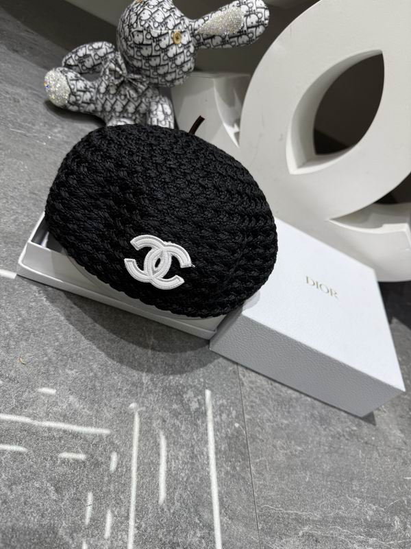 26 Chanel beret 0413