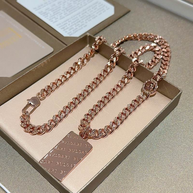 Bvlgari necklace 01yxx183