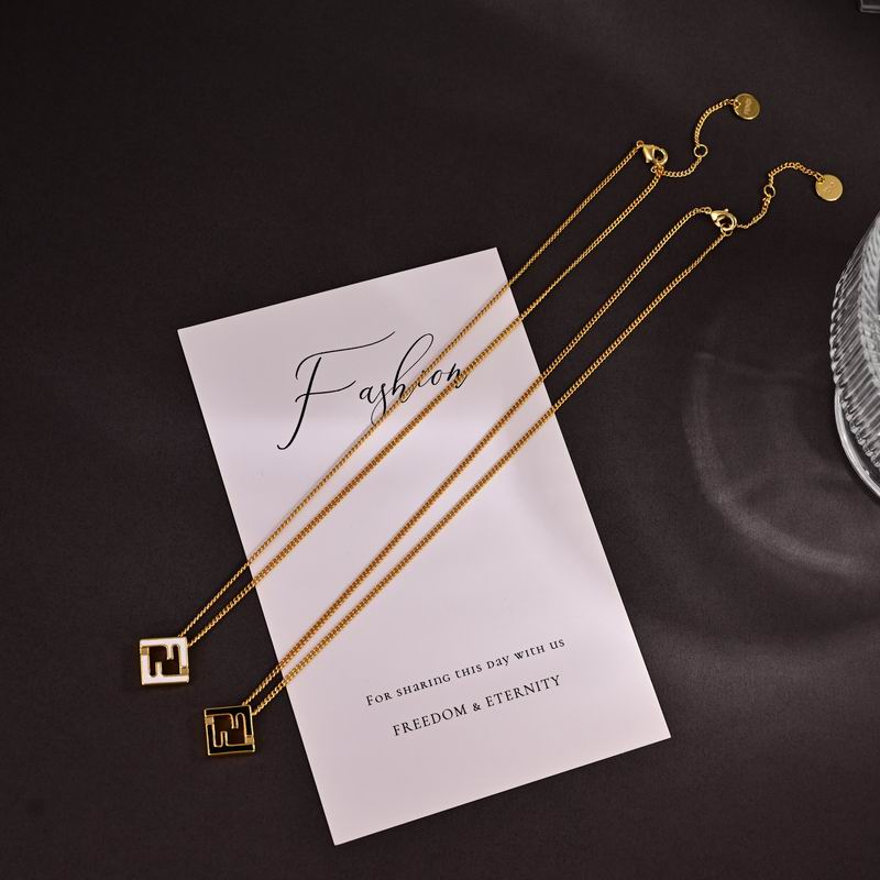 Fendi necklace 01yxx03