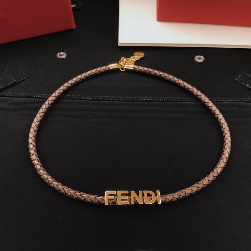 Fendi necklace 01yxx04