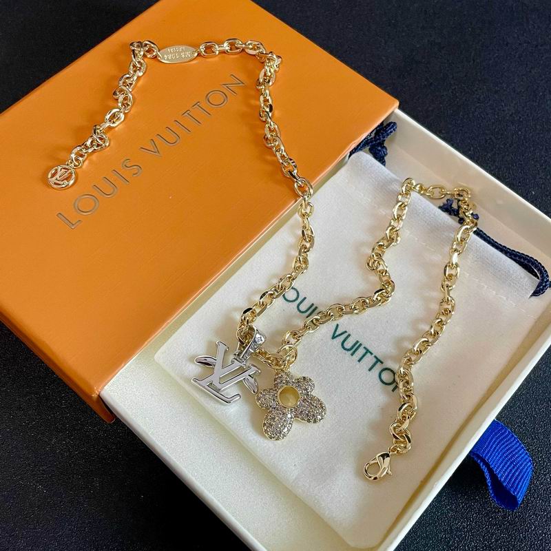 LV Necklace 12yxx226
