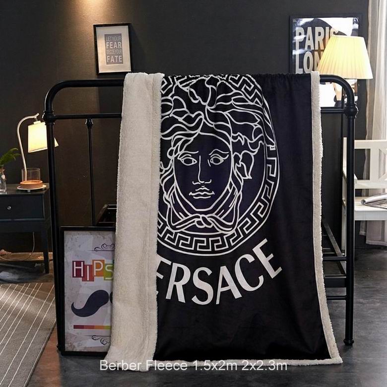Versace 1.5x2m 2x2.3m n04