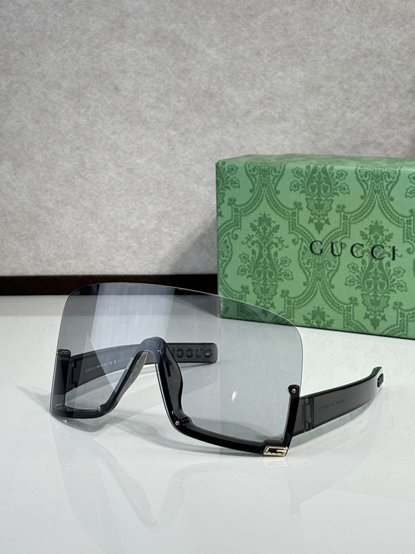 Gucci Glasses smr30