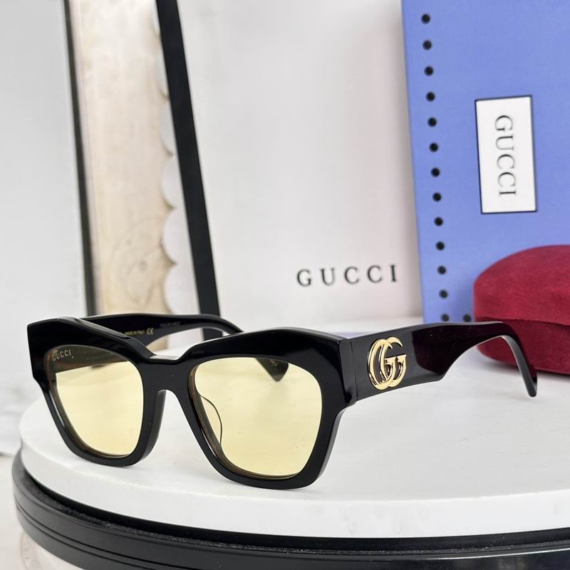 Gucci Glasses smr84