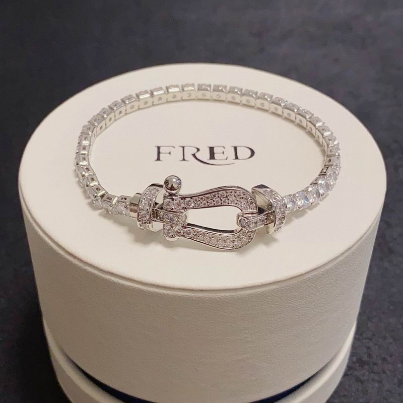 Fred Bracelet lyr24