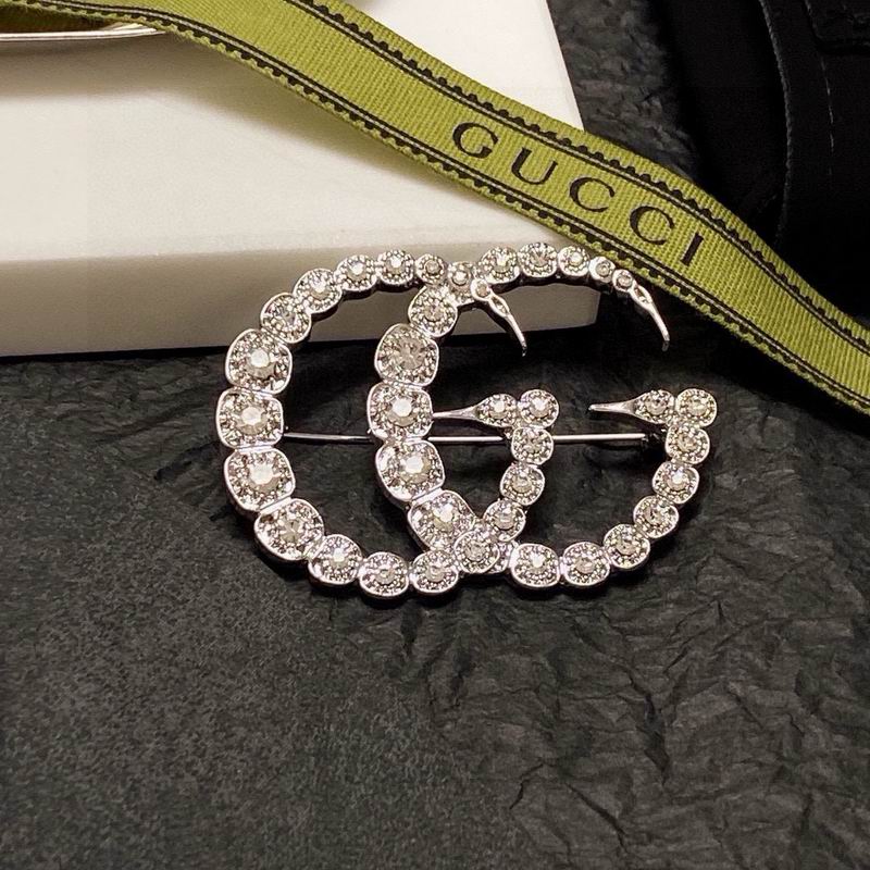 Gucci Brooch 0409