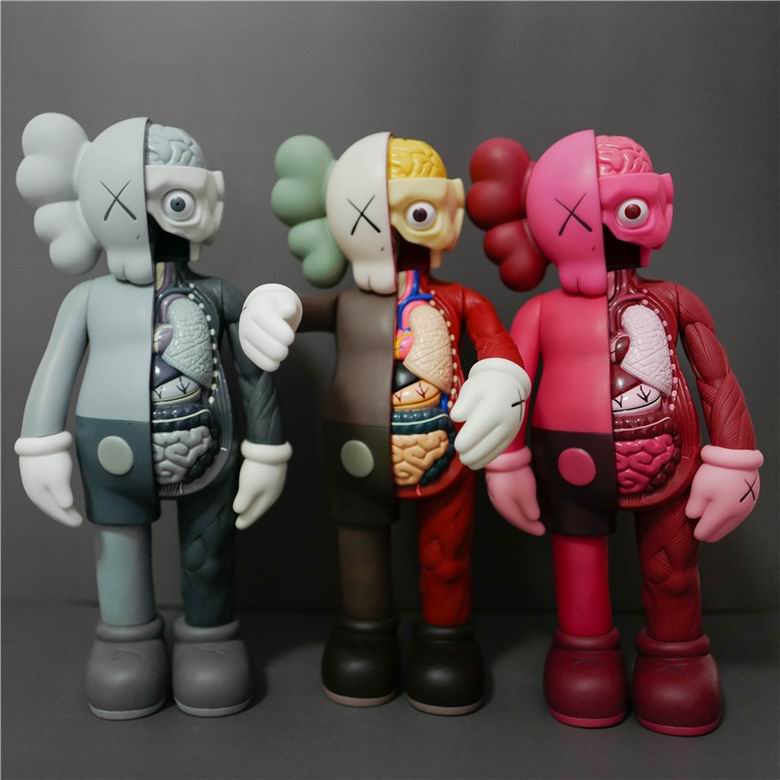Kaws 37cm 20cm m38