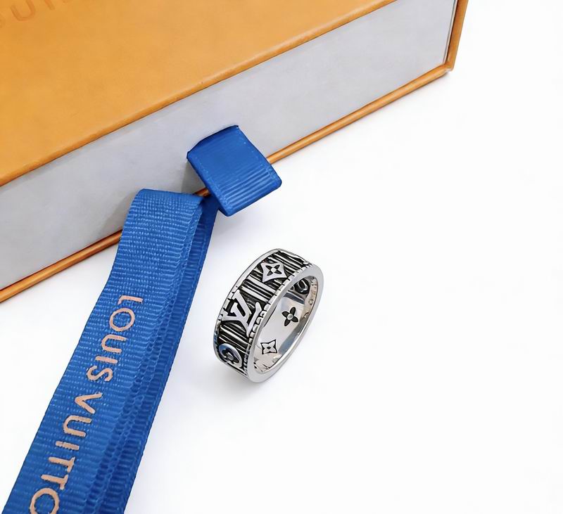 LV Ring 04yxs57