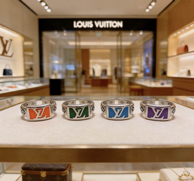 LV Ring 04yxs62