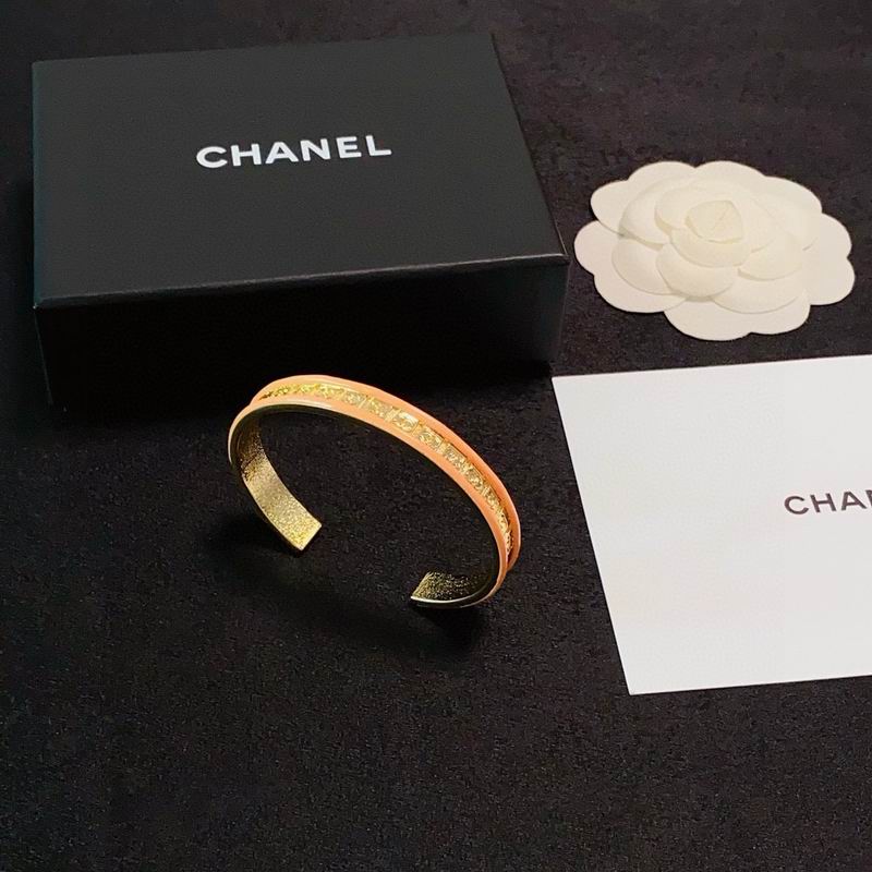 Chanel Bracelet 02yxs02