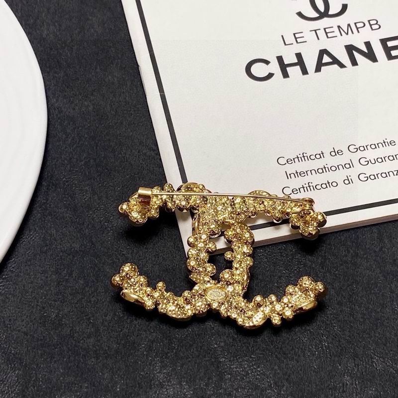 Chanel Brooch 02yxs12