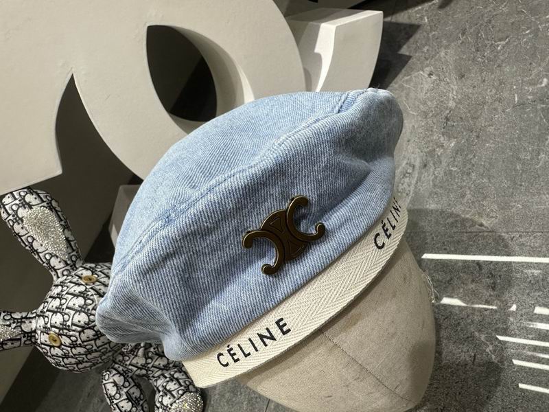 26 Celine beret 0420