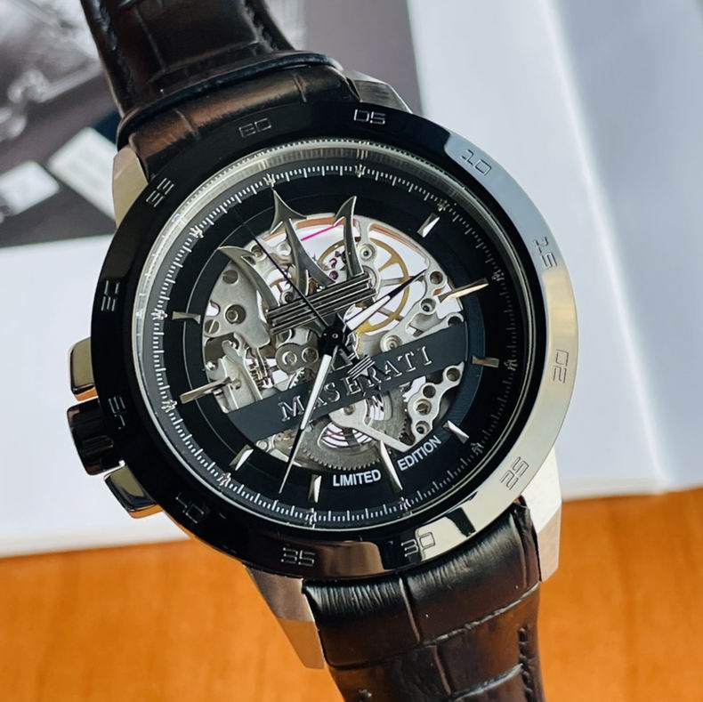 Maserati men 43mm 071785