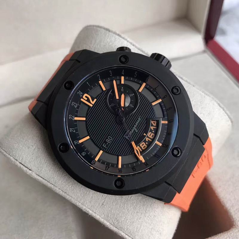 Ferragamo 44mm 032445