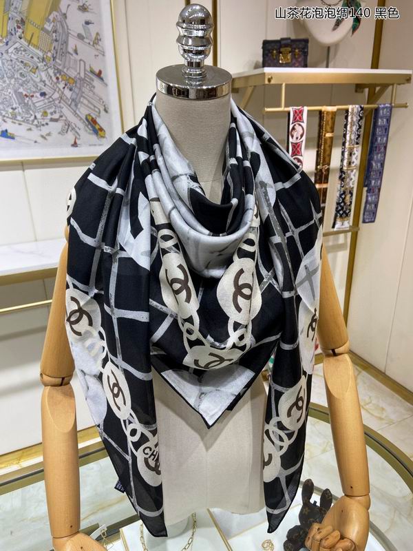 Chanel silk scarf ߴ