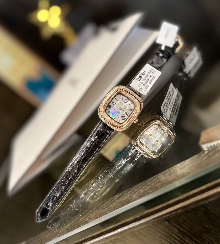 Cartier 30.44X33.78X7.08mm 060309